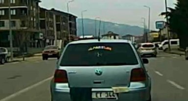 Düzce'deki plakası bezle kapalı araç hayrete düşürdü!