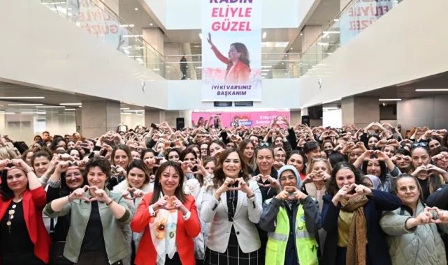 Günün en güzel fotoğraf karesi! "Kadınların elinin değdiği her yer güzelleşir"