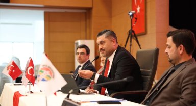 İstanbul Şile Meclisi'nde 'mikrofonu kapatın' gerginliği!