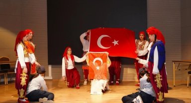 İstiklal Marşı'nın kabulünün 104. yılı Ayvalık'ta kutlandı
