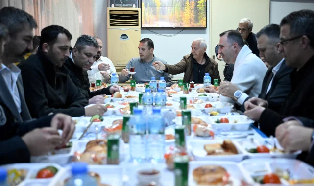 İzmir Bornova'da sahur buluşması