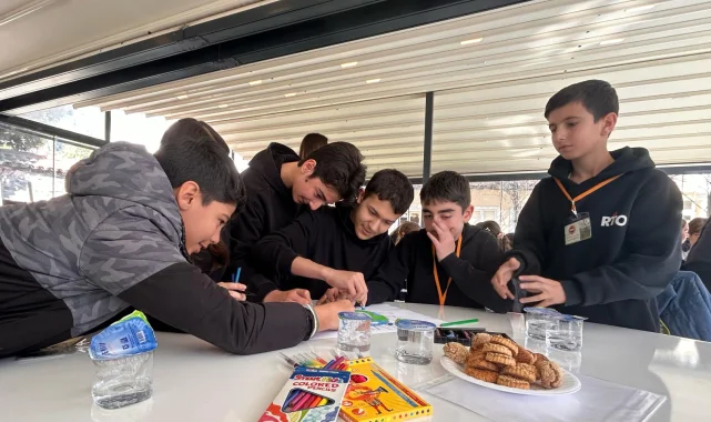 İzmir Bornova'dan 22 Mart farkındalığı