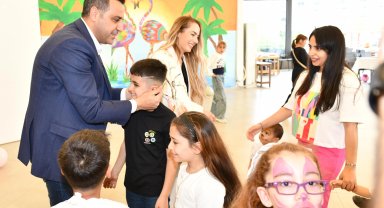 İzmir Çiğli'de miniklere bayram sürprizi