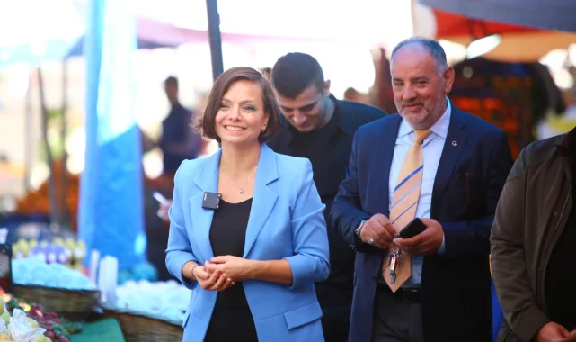 İzmir Karabağlar'da bayram öncesi sokaklar değil, Bozyaka Pazaryeri kullanılacak
