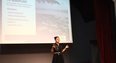 İzmir Karabağlar'da 'Çevre ve Atık' eğitimi