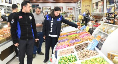 İzmir Karabağlar'da huzurlu alışveriş için denetimlere devam