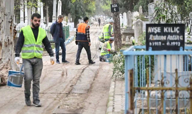 İzmir'de Bornova ve Büyükşehir iş birliğiyle bayram temizliği
