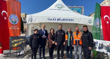 Kayseri Talas deprem stantı açtı