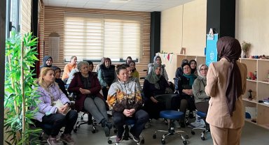 Kocaeli'de 'evlilikte sağlıklı iletişim' konuşuldu