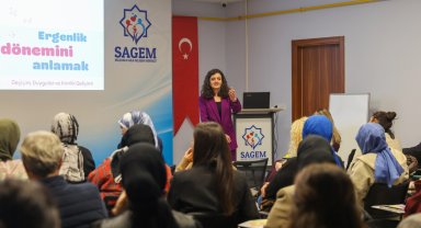Konya Selçuklu'da SAGEM'den 'ergenlik' semineri