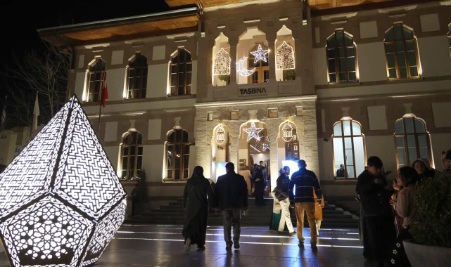 Konya'da "Mukaddes Emanetler Sergisi" sona erdi