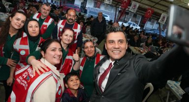 Manisa'da iftar sofrası doldu taştı!