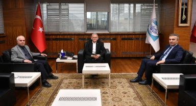 Memduh Büyükkılıç'tan 'turizm' konferansı
