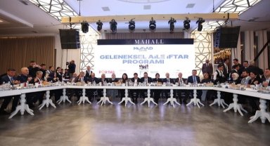 Memduh Büyükkılılç'tan 'sevgi' buluşması