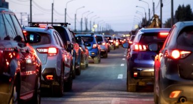 Motorlu kara taşıtlarında düşüş! Şubat'ta trafiğe 137 bin araç daha eklendi