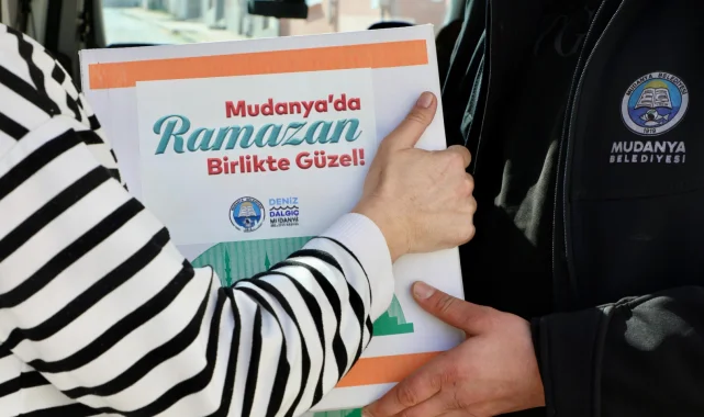 Mudanya'da erzak kolileri sahiplerine ulaşıyor
