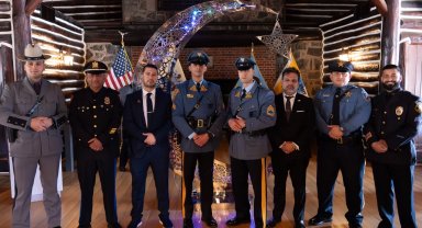 New Jersey Eyalet Polisi, 'Hilal Aydınlatma Töreni'ne katıldı