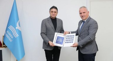 PTT'den İzmir Aliağa'ya özel posta pulu