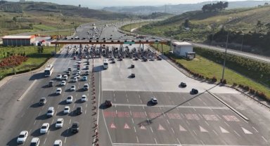 4 günde otoyolları 8,4 milyon araç kullandı