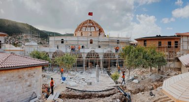Anadolu'nun ilk camisi ayağa kalkıyor