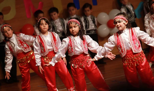 Ankaralı minikler 23 Nisan'ı coşkuyla kutladı