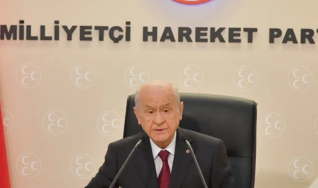 Bahçeli'den Türkeş'in vefat yıl dönümünde anlamlı mesaj
