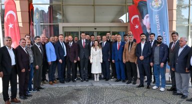 Başkan Zeyrek, Manisa Ağrılılar Derneği üyeleri ile bir araya geldi