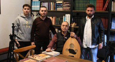 Bursa İznik'te müziğe adanmış bir ömür