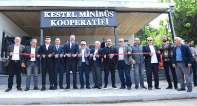 Bursa Kestel'de Minibüs Kooperatifi'nin yeri yenilendi