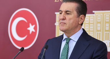 CHP'li Sarıgül: 35-40 yıllık öğretmenleri öğrencilerinden ayırmayın