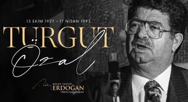 Cumhurbaşkanı Erdoğan'dan merhum Özal'a: Geride nadide miras bıraktı