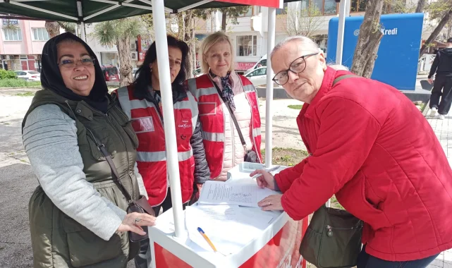 Edirne Keşan'da CHP'den erken seçim ve İmamoğlu için imza çağrısı