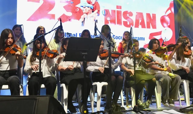 Gençlik Orkestrası ve Korosu'ndan 23 Nisan konseri