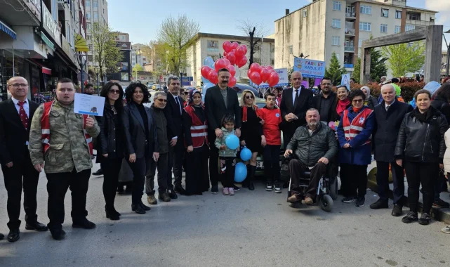 Gölcük'te otizm farkındalığı
