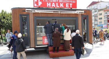 Halk Et Mobil Belediye Meydanı'nda!