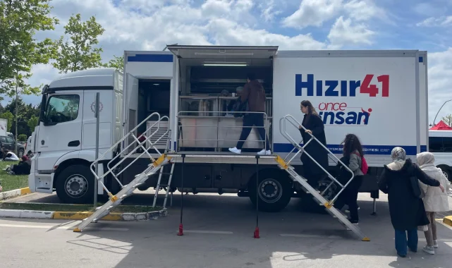 Hızır 41, Kariyer Fuarı'nda afet hazırlıklarını tanıttı