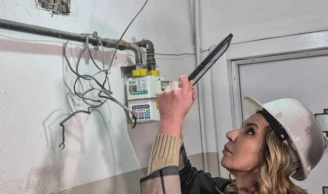 İstanbul'da son durum: Bin 25 bina az hasarlı! Hasar-tespit sürüyor