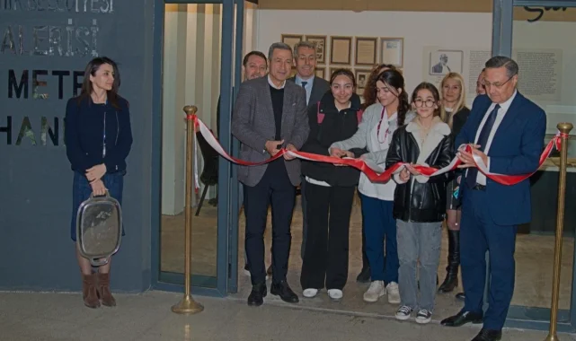 İzmir'de bin 300 kitaplık kütüphane faaliyette!