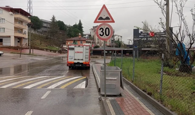 KBB trafik ve yol levhalarının onarımı yapılıyor