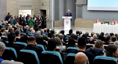 Konut hakkı ve sürdürülebilir politikalar İzmir Bornova'dan değerlendirildi