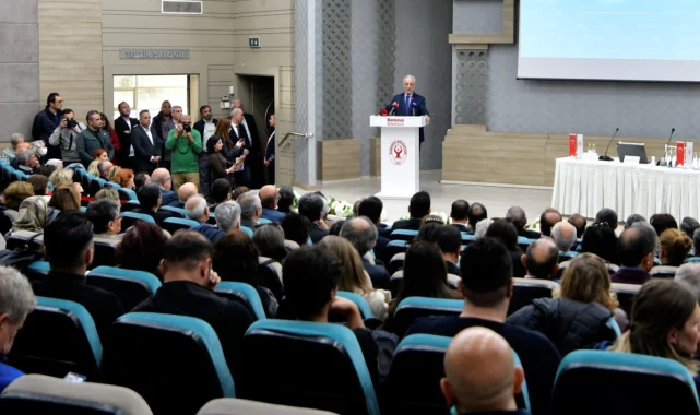 Konut hakkı ve sürdürülebilir politikalar İzmir Bornova'dan değerlendirildi