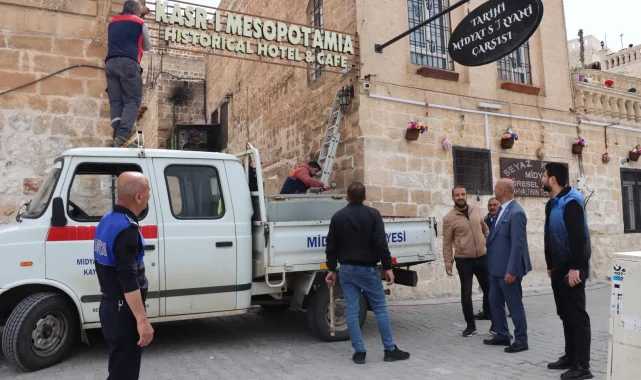 Mardin Midyat'ta tarihi dokuyu korunuyor