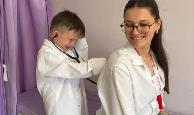 Minik doktor Mert, 23 Nisan'da hayalini gerçeğe dönüştürdü