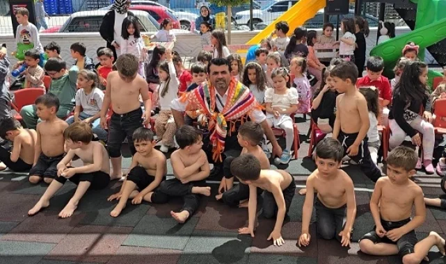 Minik pehlivanlar Antalya Kumluca'da mindere çıktı