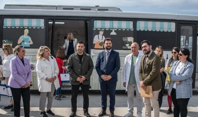 Mobil Barista Otobüsü Kuşadası'nda da gençlere ulaştı