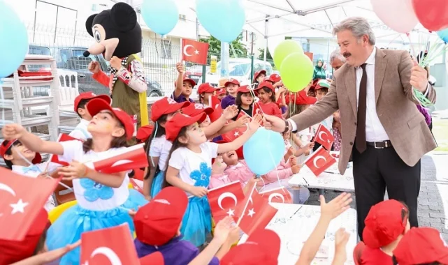 Mustafa Palancıoğlu'ndan 23 Nisan kutlaması