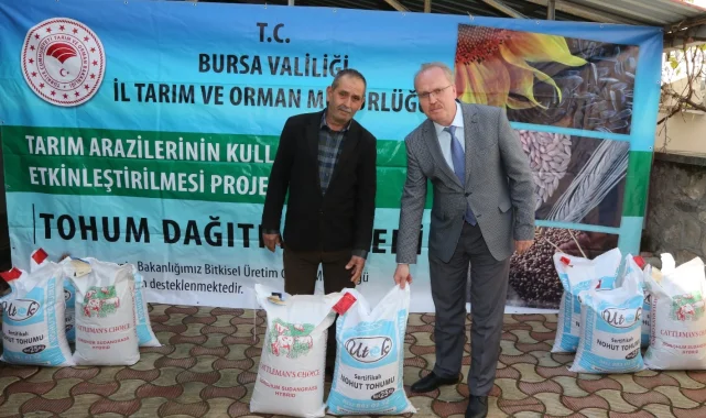 Mustafakemalpaşalı üreticilere nohut ve sorgum tohumu desteği