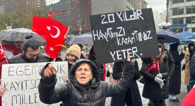 New York'ta İmamoğlu'nun tutukluluğuna protesto