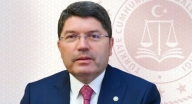 Özel'e bir tepkide Bakan Tunç'tan