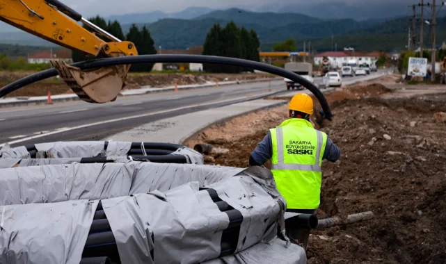 Sakarya'nın o caddesinde altyapı çalışmaları devam ediyor